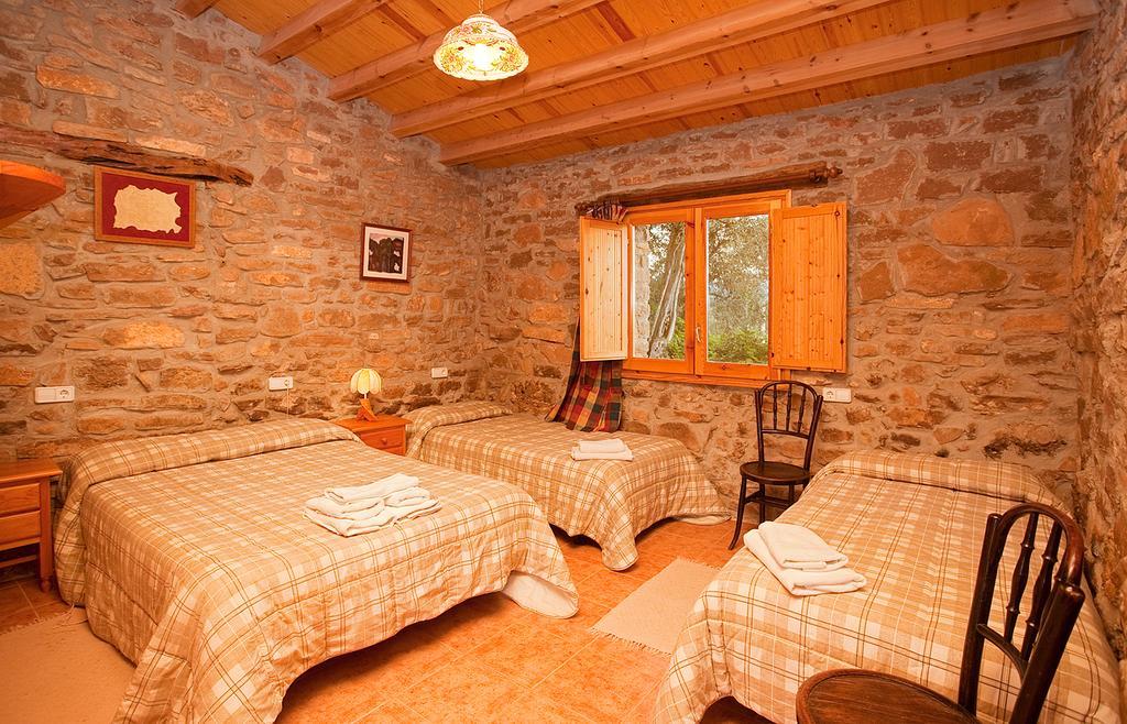 Masia Massanes Pension Tiurana Buitenkant foto